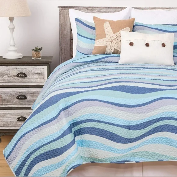 NWT C&F Home Sea Waves Blue Ocean Reversible Twin Quilt Set with One Sham - Picture 16 of 16